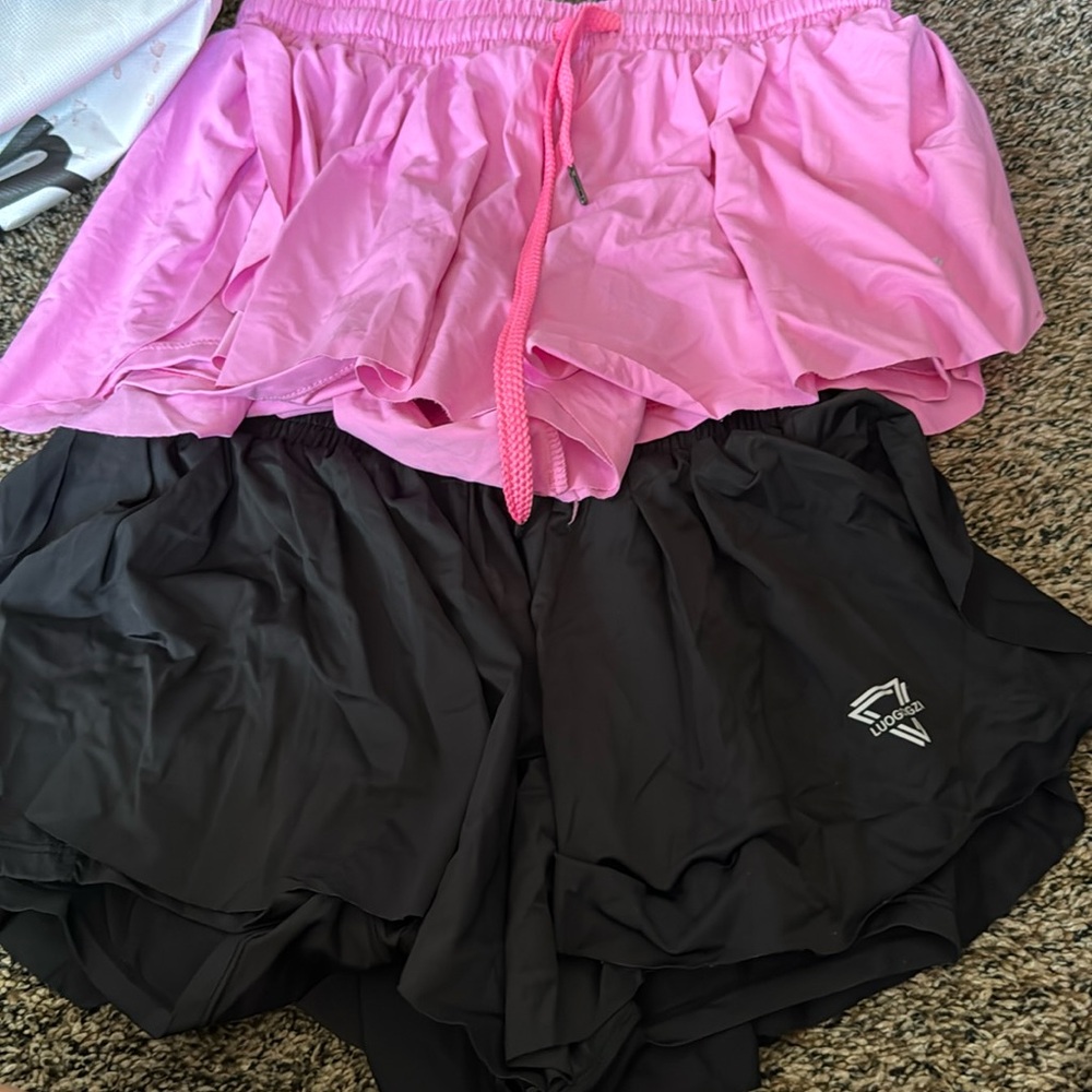 viral preppy flow shorts pink and black duo size small